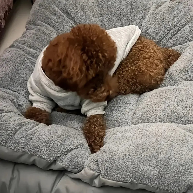 Extra-Large Plush Dog Bed Sofa – Ultra-Soft Checkered Comfort for All Breeds