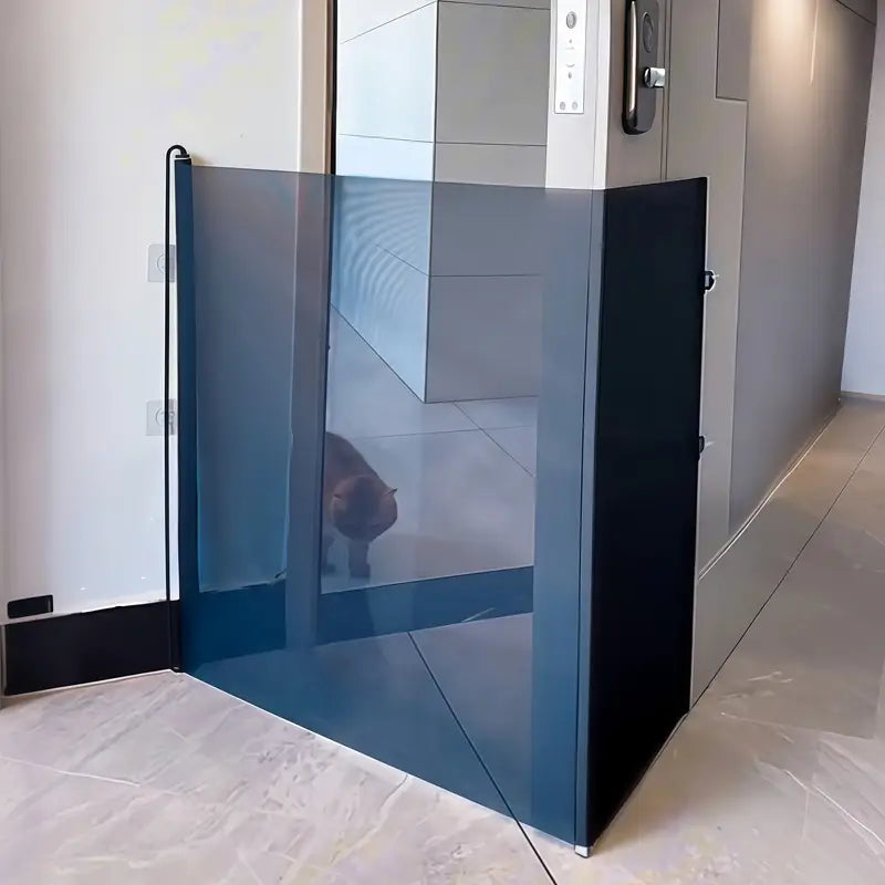 Expandable Black Pet Gate – Auto-Close Indoor Safety Barrier for Dogs & Cats