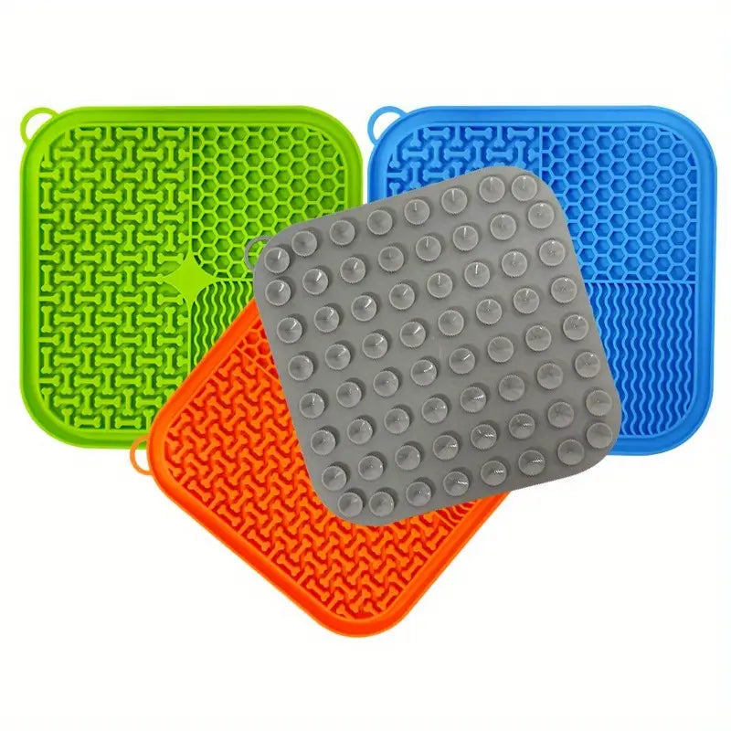 3pcs Pet Slow Feeder Lick Pads – Suction Cup Dog Licking & Treat Pads (Random Colors)