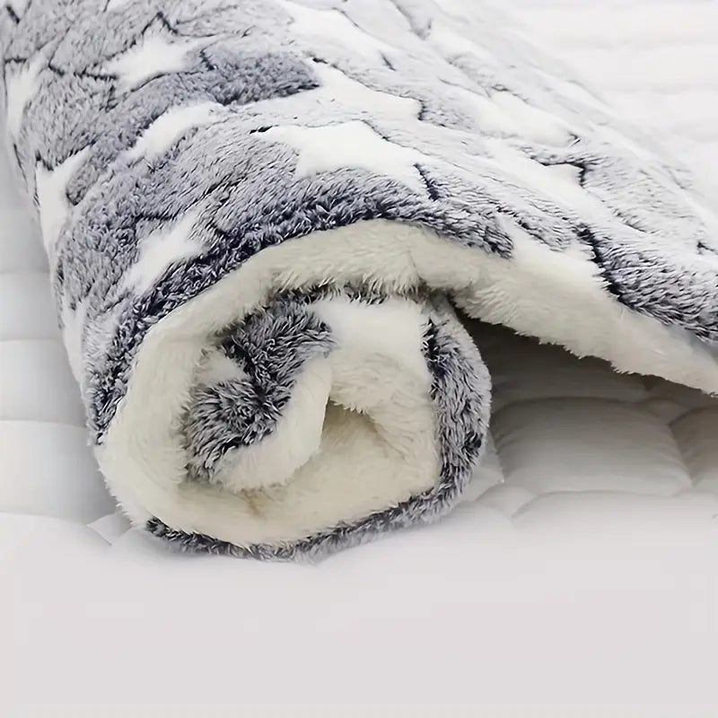 Soft Dog Crate Mat – Thickened Winter Dog Bed & Blanket Nest (S-3XL)