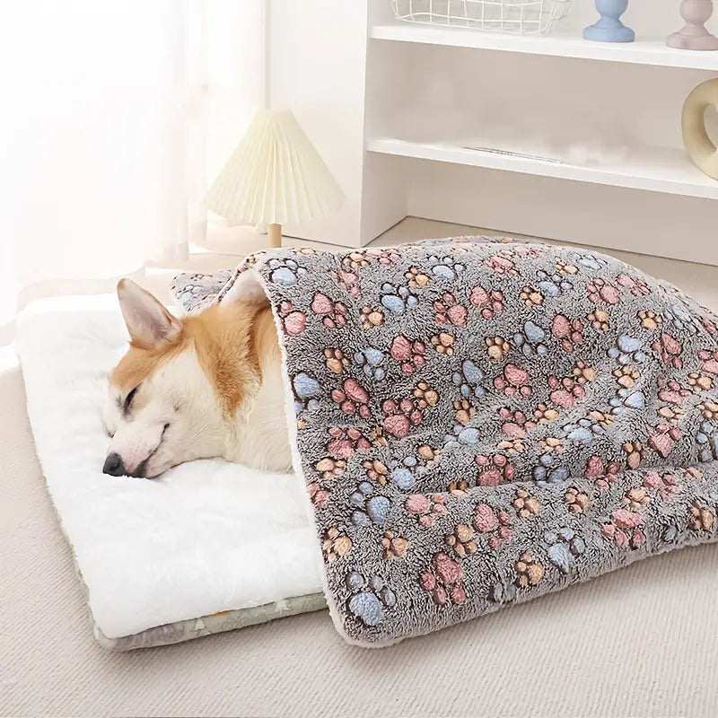 Thick Pet Bed Cushion – Soft Sleeping Pad for Autumn & Winter Warmth