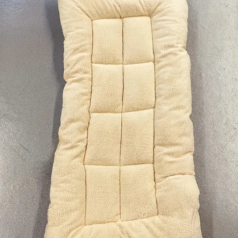 Extra-Large Plush Dog Bed Sofa – Ultra-Soft Checkered Comfort for All Breeds