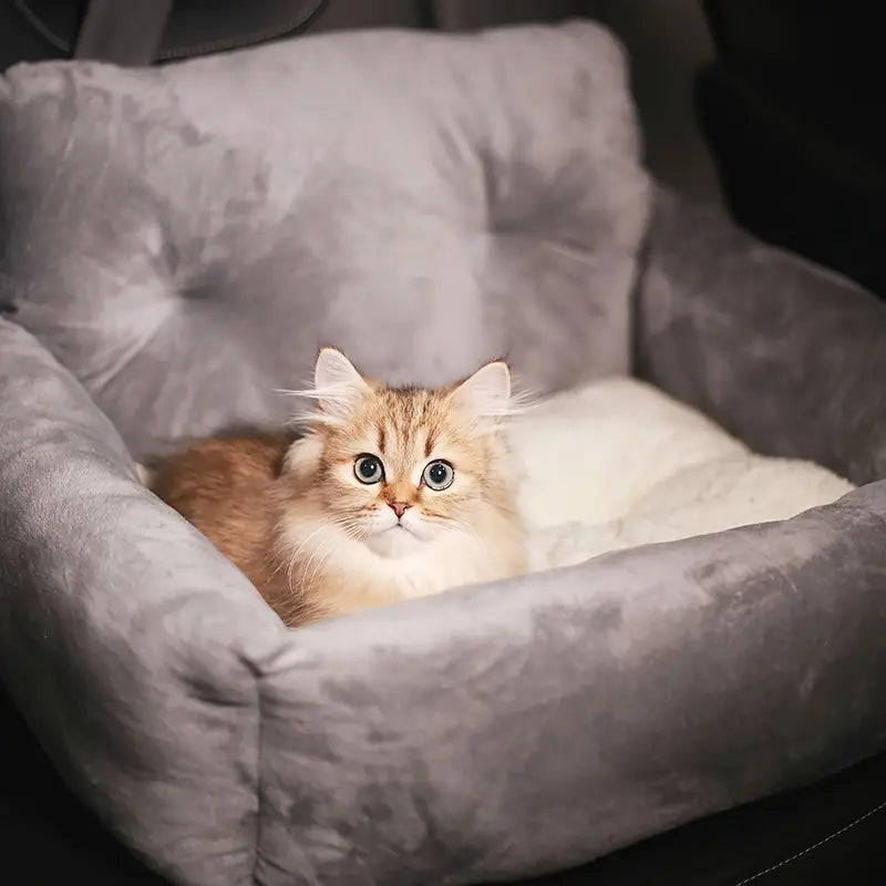 Car Seat for Cats & Small Dogs – Soft Gray Pet Carrier with Adjustable Straps & Secure Fit (S&M)