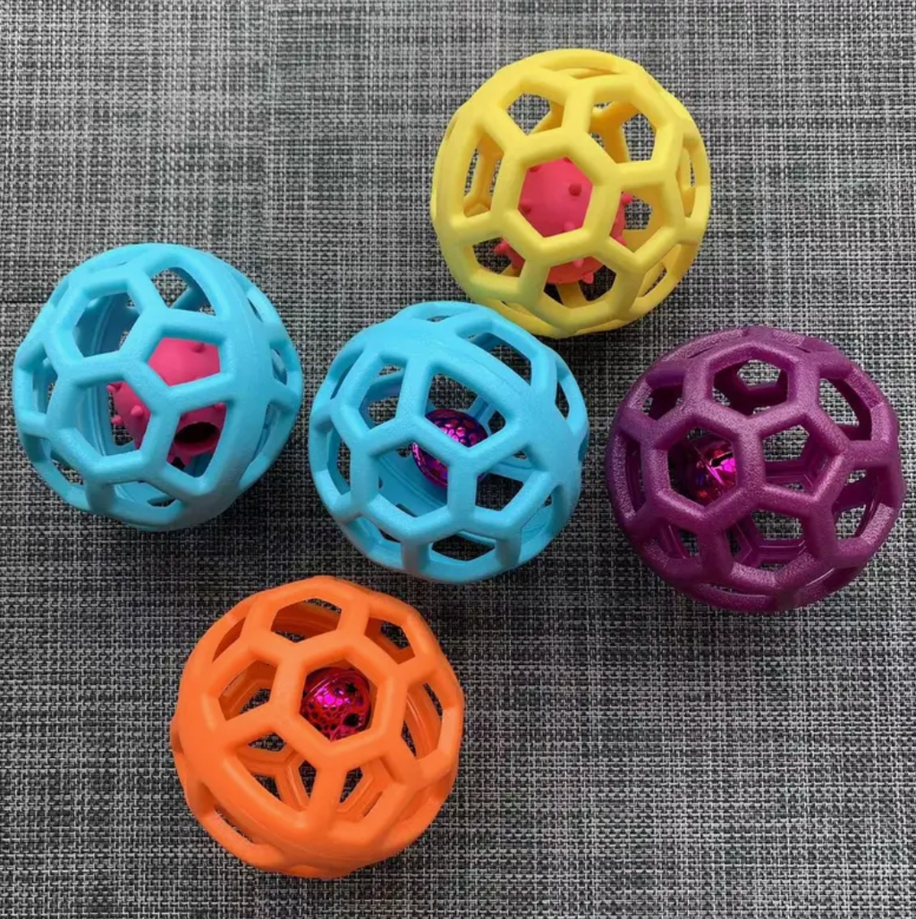 9cm/3.54in TPR Bite-Resistant Hollow Rubber Ball