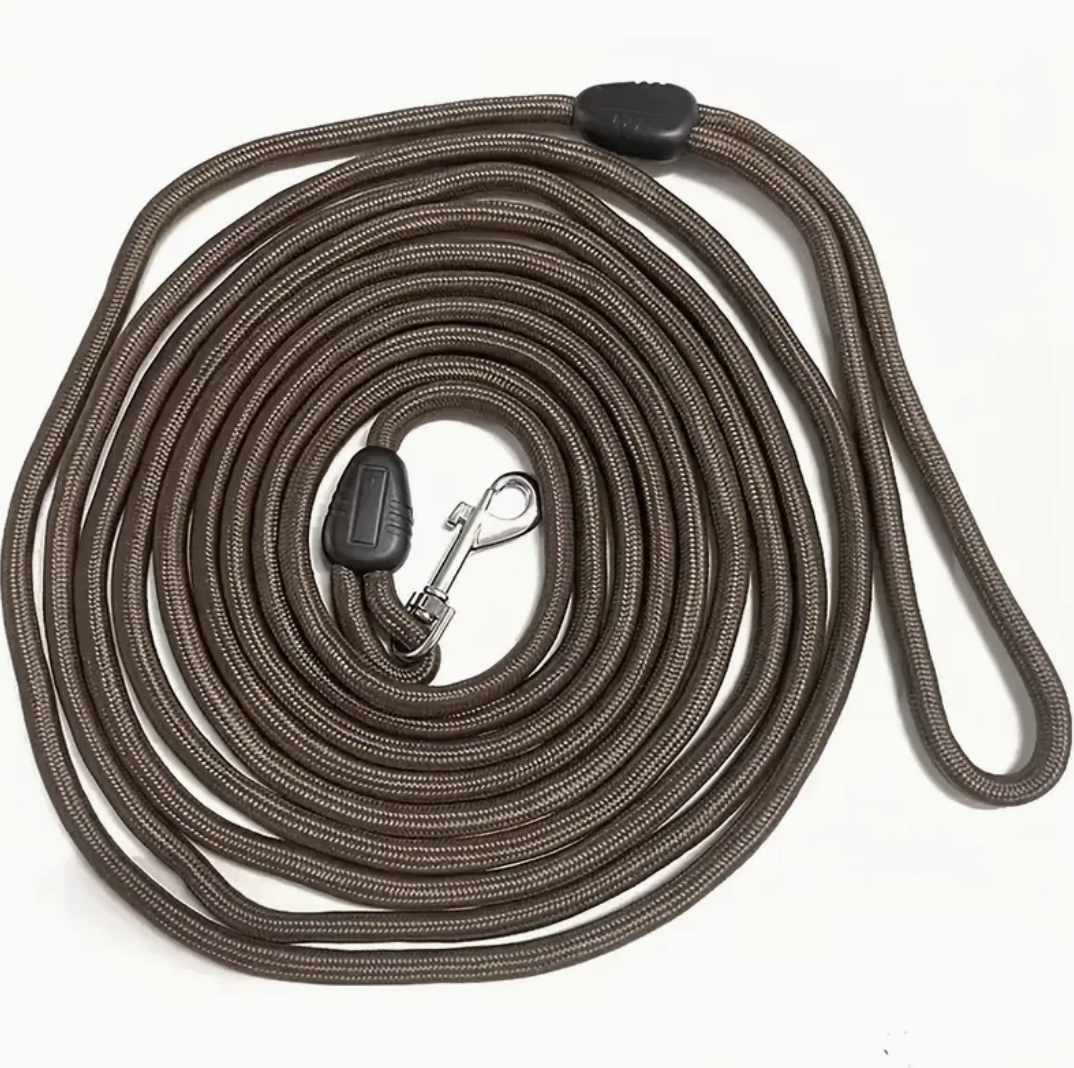 360° Tangle-Free Dog Leash – Long Nylon Rope with Metal Clasp & Ergonomic Handle for All Dog Sizes