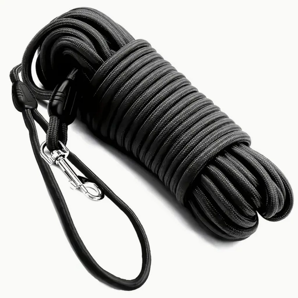 360° Tangle-Free Dog Leash – Long Nylon Rope with Metal Clasp & Ergonomic Handle for All Dog Sizes