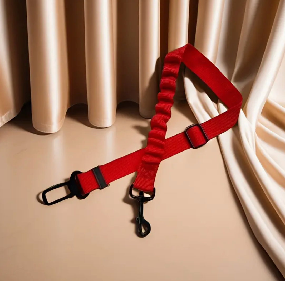 Adjustable Dog Car Seat Belt – Heavy-Duty Pet Safety Harness with Quick-Release Buckle for All Dog Sizes