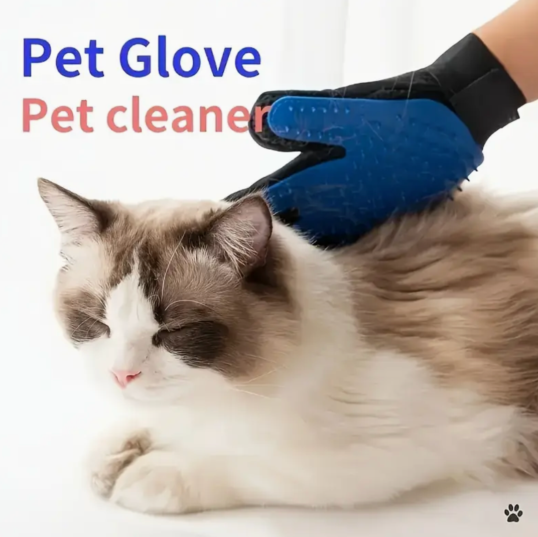 Pet Grooming Gloves – Gentle Deshedding Brush for Dogs & Cats with Five-Finger Design