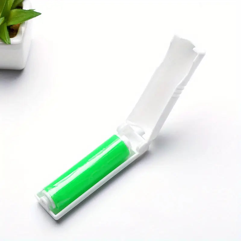 Foldable Hair Remover Sticker – Washable & Unscented for Clothes, Carpet, Bedding & Body