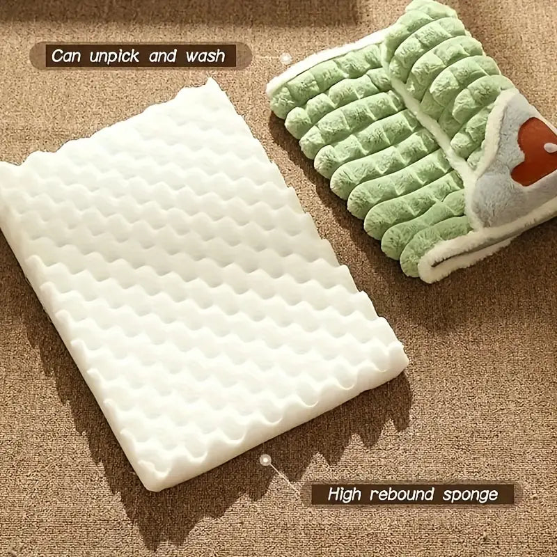 Four Seasons Universal Dog Mat – Removable & Washable Sleeping Pad with Soft Spine Support (S-3XL)